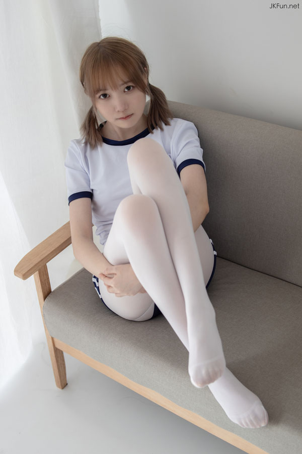 0100.jpg