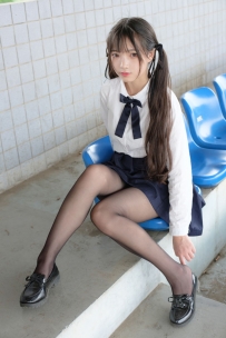 森萝财团 SSR-009 户外黑si学妹 [83P-841MB]