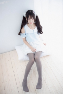 [森萝财团] X-054 80D灰丝踩物 [86P1V-2.18GB]