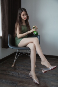 Sia不吃鱼 – wei密圈 酒不醉人人自醉 [284P-2.67GB]