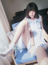 布丁大法 – NO.024 透纱蕾si白袜 [28P-85.7MB]
