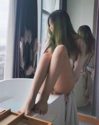 eloise软软 - NO.027 日常第一弹 [89P+2V／420MB]